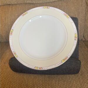 Noritake The Linwood Set of 4 Dinner Plates